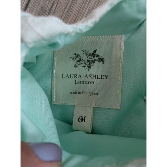NWT Laura Ashley London White Blue Lace Dress, 6M (V6) - Picture 2 of 3